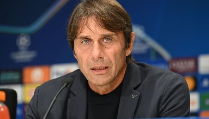 孔蒂：科斯塔采访？足球圈有聪明人也有蠢人，我不想浪费时间